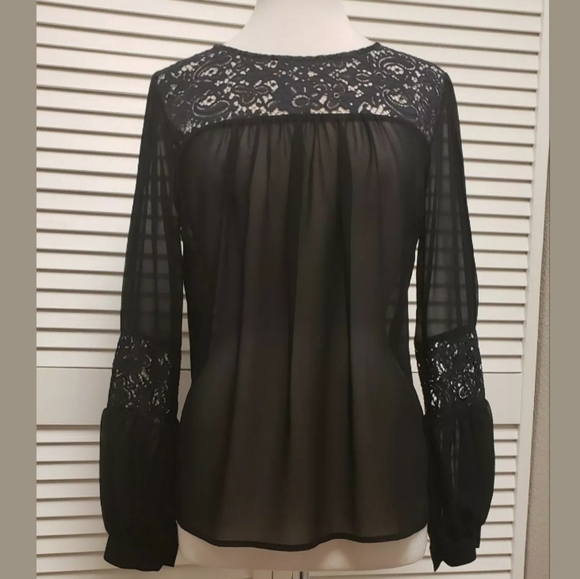 SOLD! For Love & Lemons Blouse.Chiffon/Lace - Picture 3 of 8